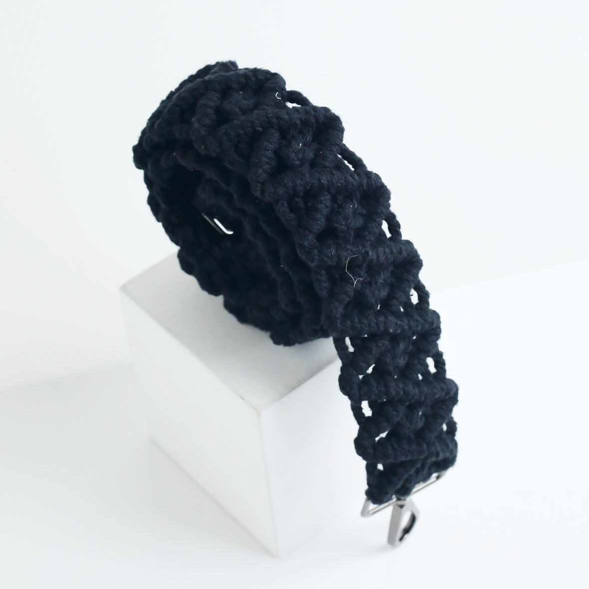 MACRAME STRAP BLACK