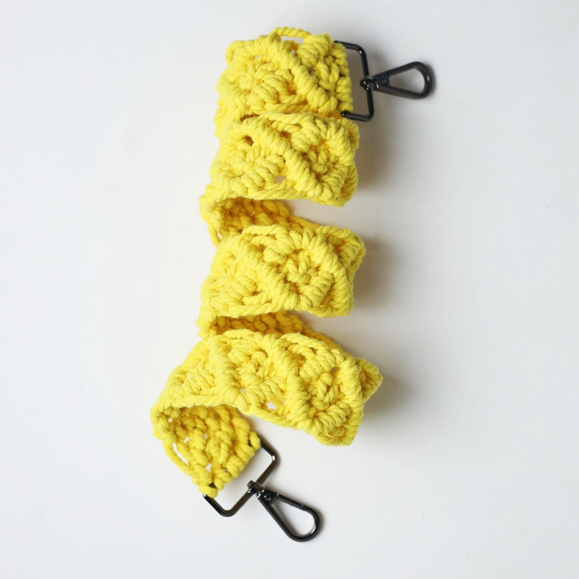 MACRAME STRAP YELLOW